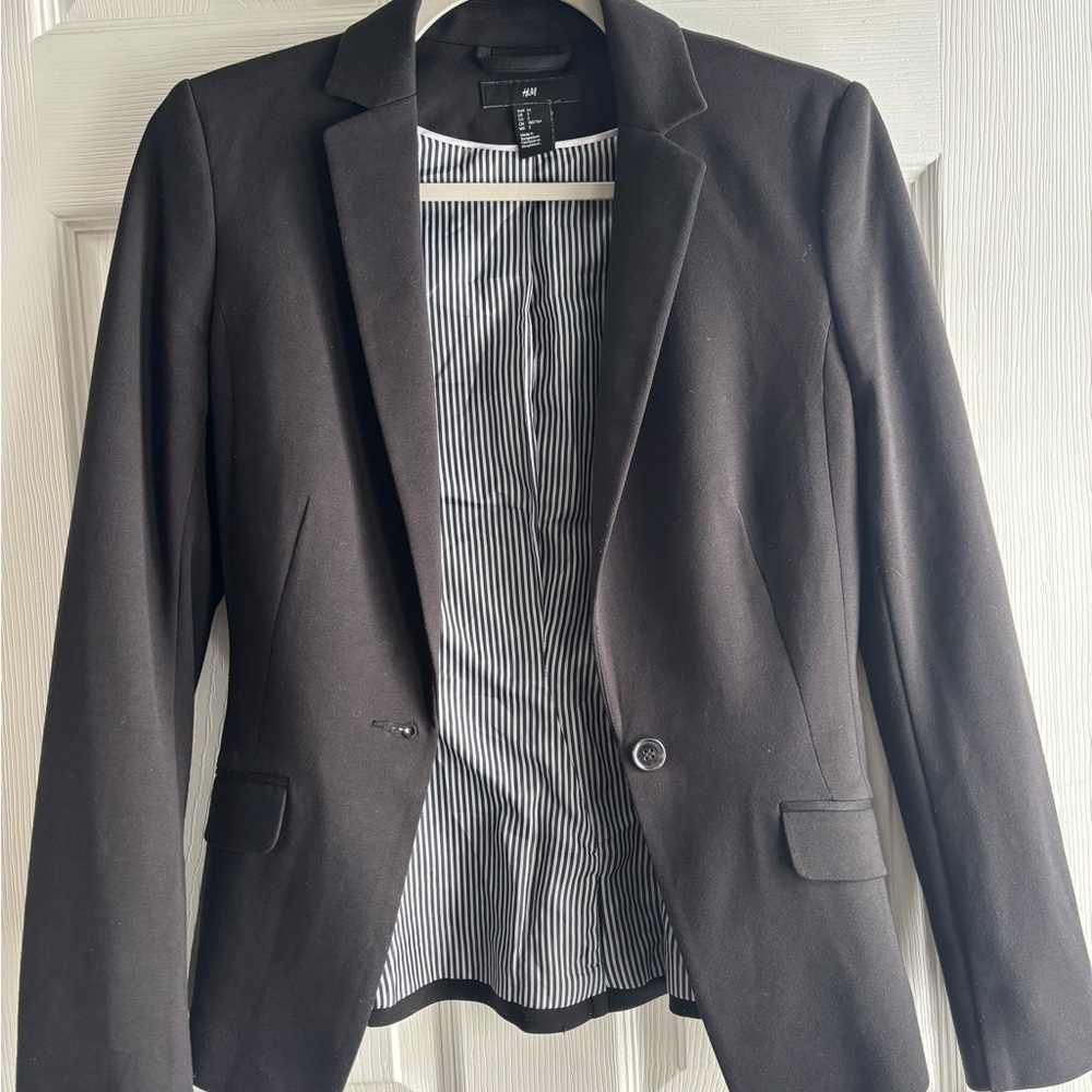 H&M Women's Black Blazer